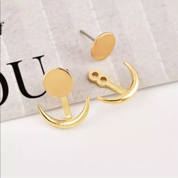 Gold Sun & Crescent Moon Cuff Jacket Earring - Picture 4 of 6